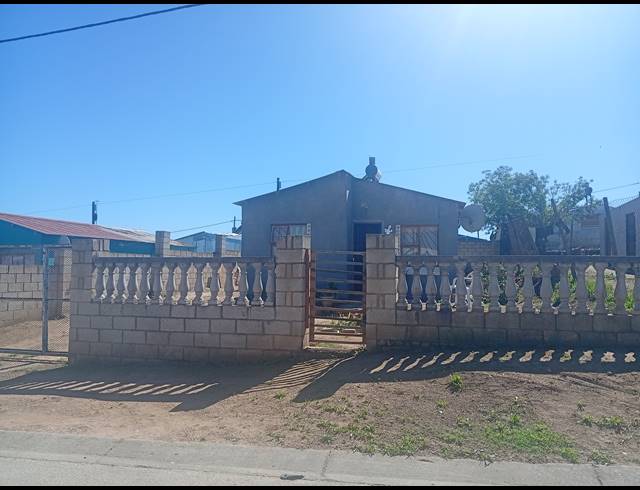 4 BEDROOM HOUSE FOR SALE IN GREENSFIELDS